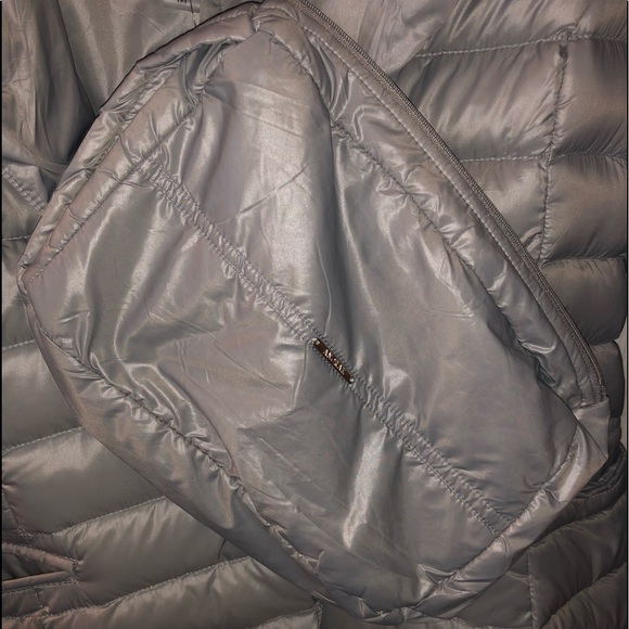 Raison D’etre grey lightweight puffer jacket - Picture 5 of 5